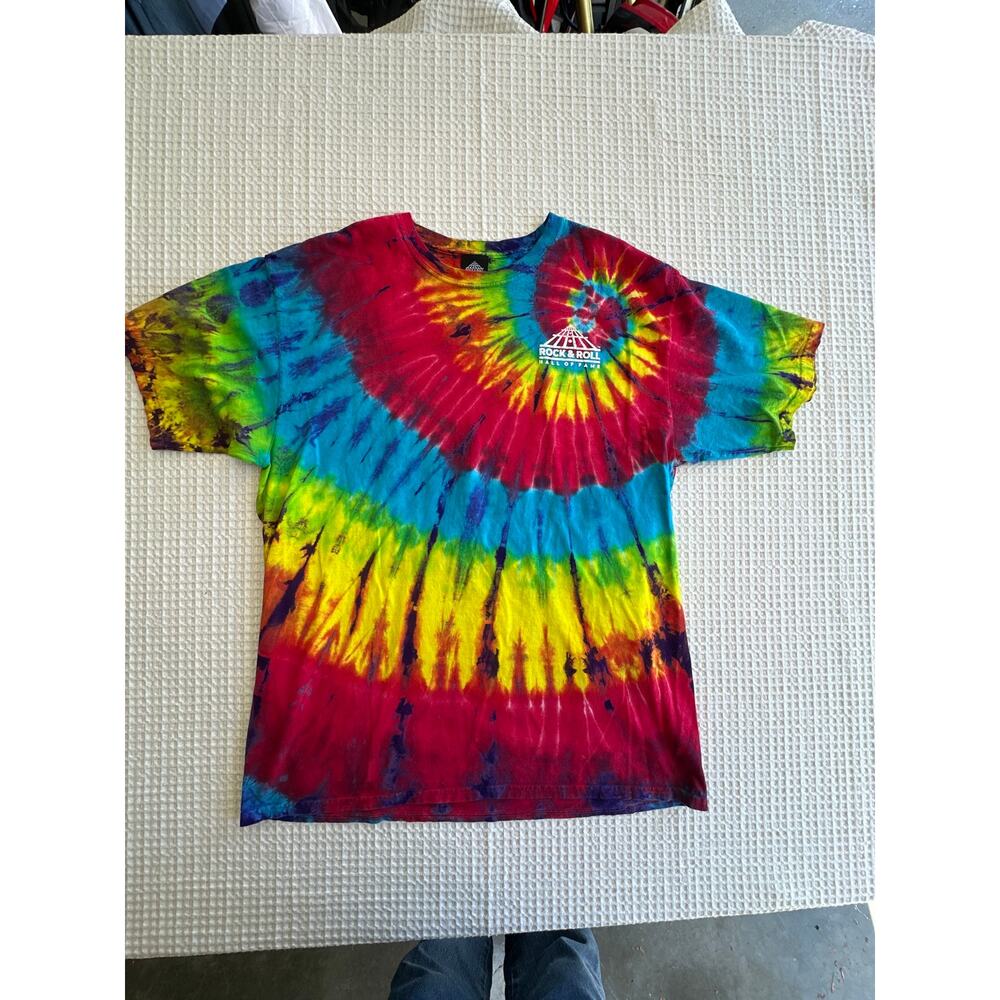 Rock and Roll Men's Tie Dye L/XL Rock&Roll Hall of Fame T Shirt 24x31 Festival